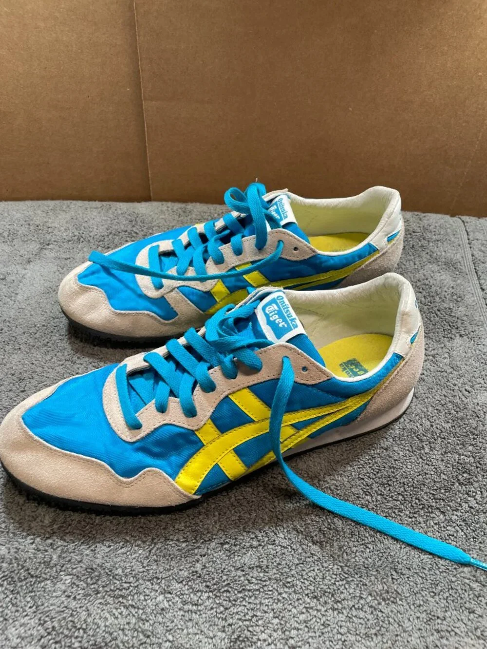 Onitsuka Tiger Serrano Sneakers Shoes Mens Size 9 White Blue Yellow Suede D109L